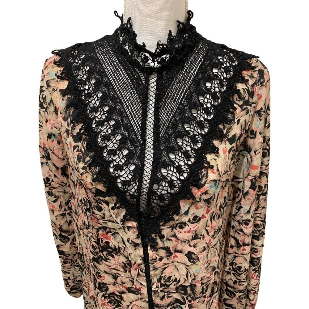 BCBGeneration Dress Sz 6 Lace Trim Mini In Black Haze Comb Roses Romantic $158 - Picture 6 of 13